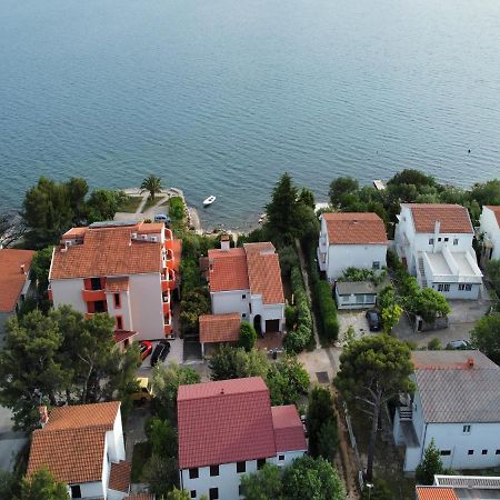 Apartments Lana - 30 M From The Sea Seline Exterior photo