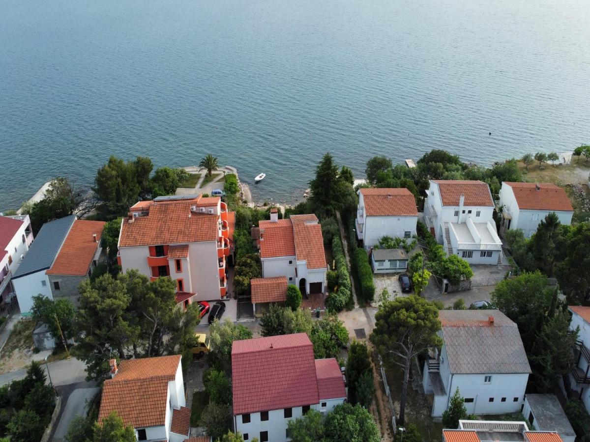 Apartments Lana - 30 M From The Sea Seline Exterior photo