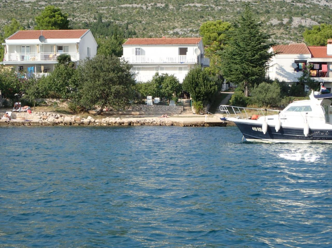 Apartments Lana - 30 M From The Sea Seline Exterior photo